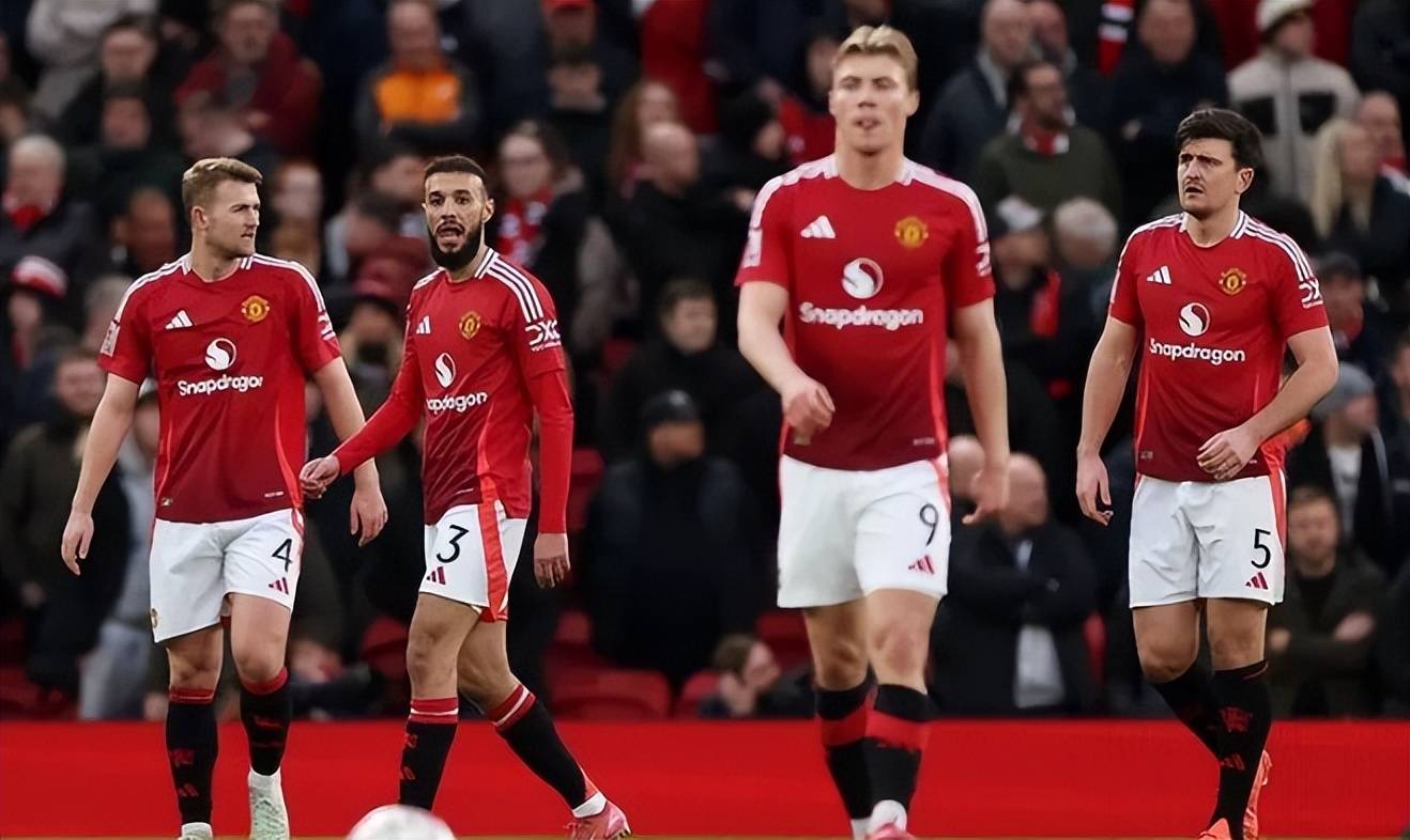 这啥情况？阿隆索赛后和瓜帅握手致意后就直接回更衣室了（怎么回事？阿隆索赛后与瓜帅致意后径直返回更衣室）