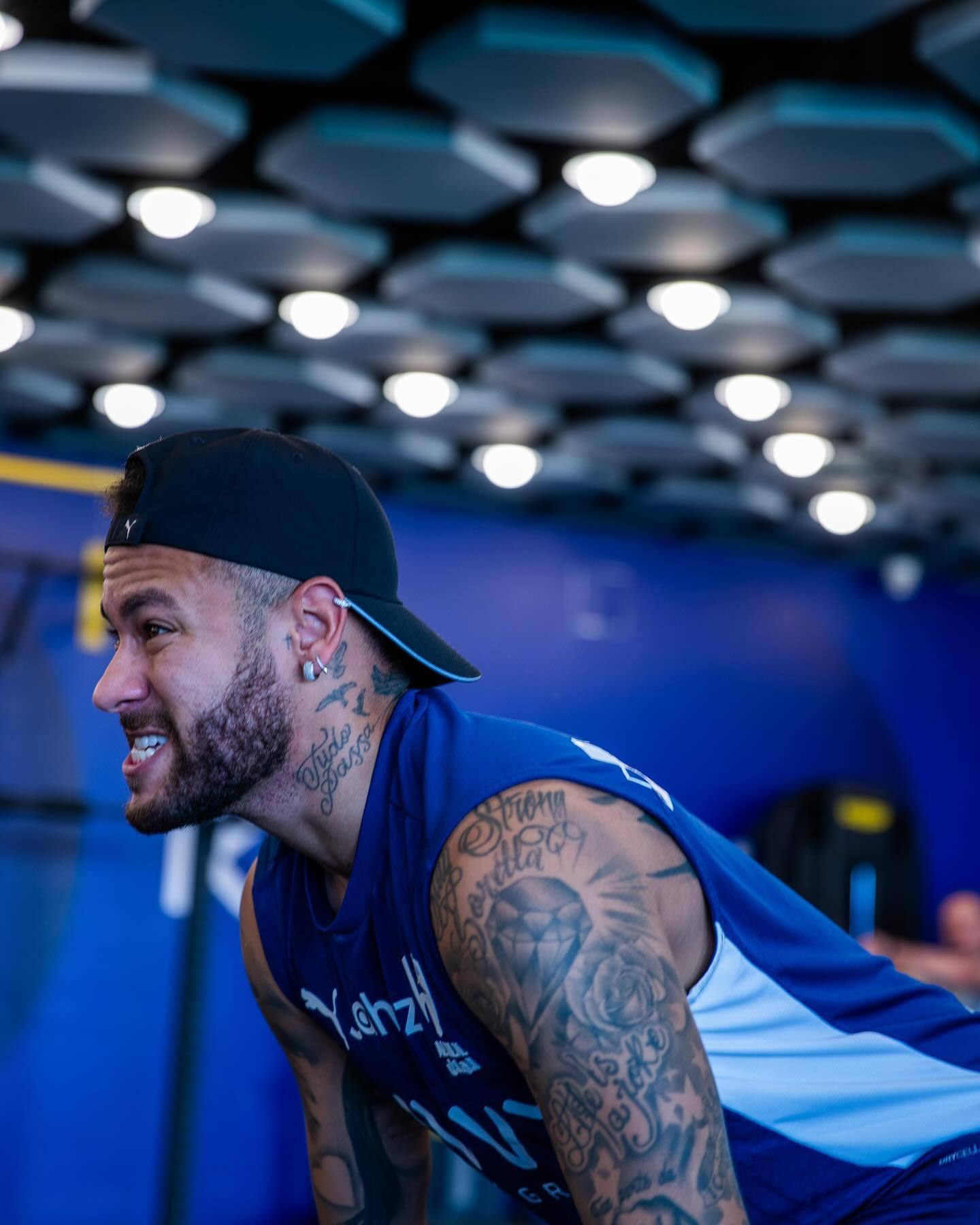 世体：埃里克与巴萨就续约达成初步协议，他曾收到恩里克邀请（世体：埃里克与巴萨已初步达成续约共识，曾接到恩里克邀约）