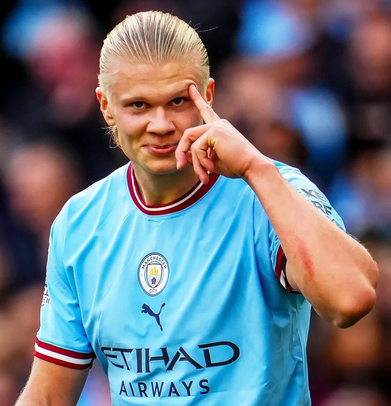 卡萨诺：卡拉格谈萨拉赫之前应该先漱口，他每次说话都在胡扯（卡萨诺抨击卡拉格：评论萨拉赫前先漱口，他一开口就胡说八道）