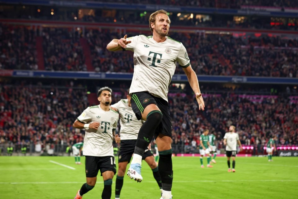 湖人浓眉哥篮下统治球队获胜（浓眉篮下制霸助湖人取胜）