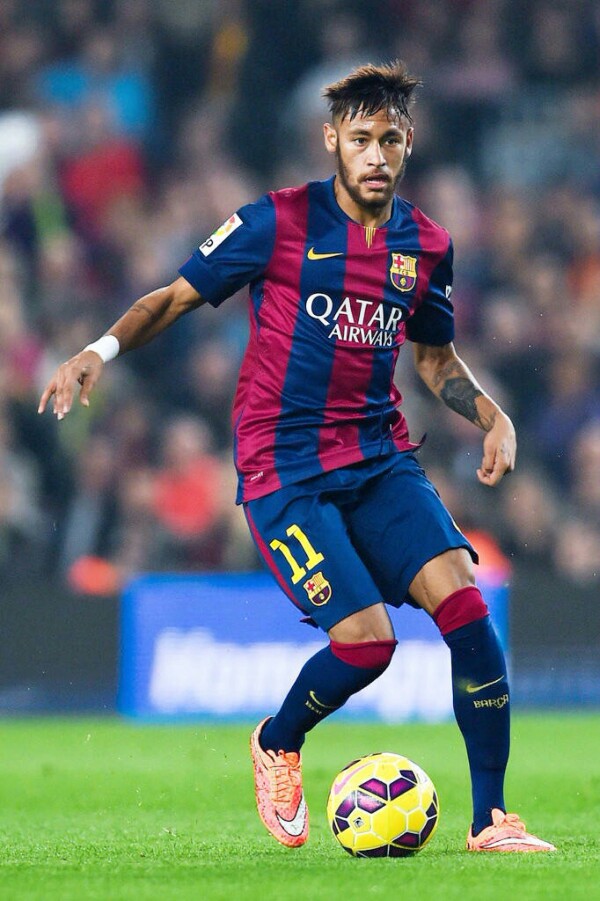 球星赛后感谢队友：这是团队的胜利（球星赛后致谢队友：胜利属于整个团队）