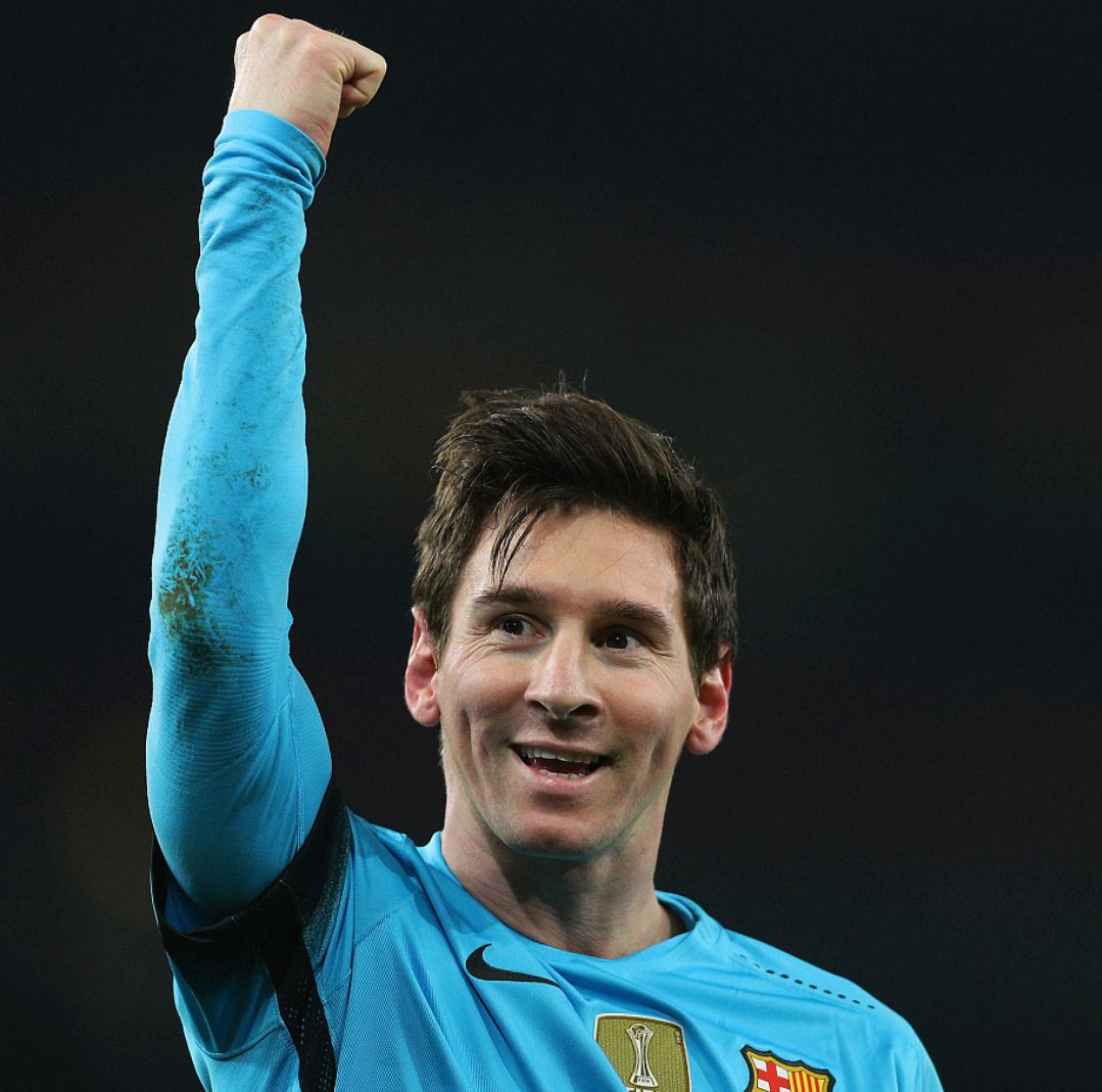 米兰vs拉齐奥终场前点球未判原因：马鲁西奇对帕夫洛维奇犯规（米兰对阵拉齐奥补时点球未判解析：马鲁西奇先对帕夫洛维奇犯规）