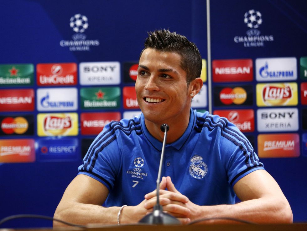 德转：德国足协上赛季向德国前三级联赛球队罚款超1200万欧（德转：上赛季德国足协对德前三级联赛俱乐部累计罚款逾1200万欧）