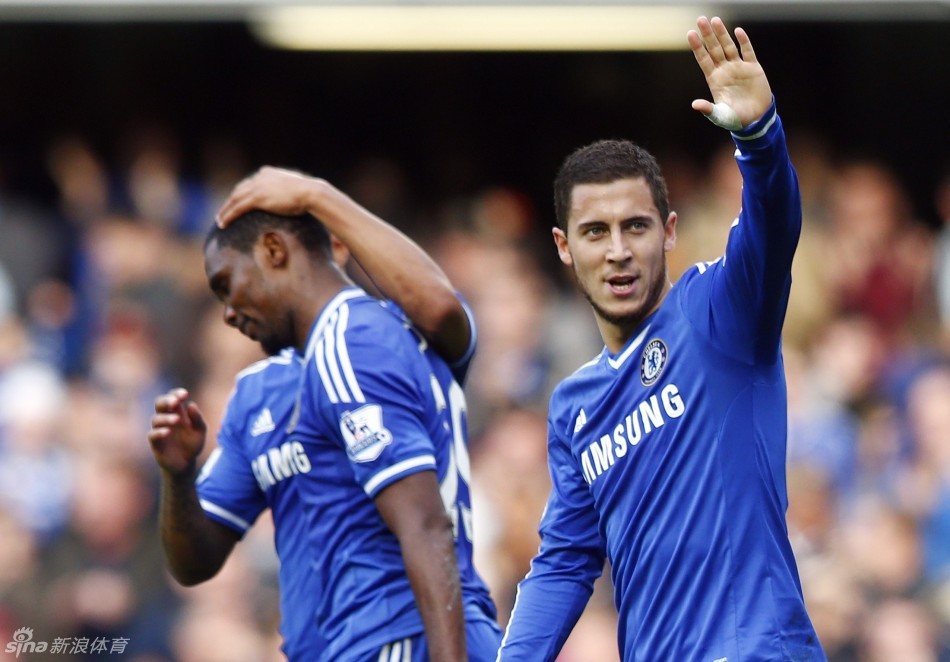 率升班马保级！官方：大连英博与主帅李国旭完成续约（官方宣布：率升班马成功保级的李国旭与大连英博续约）